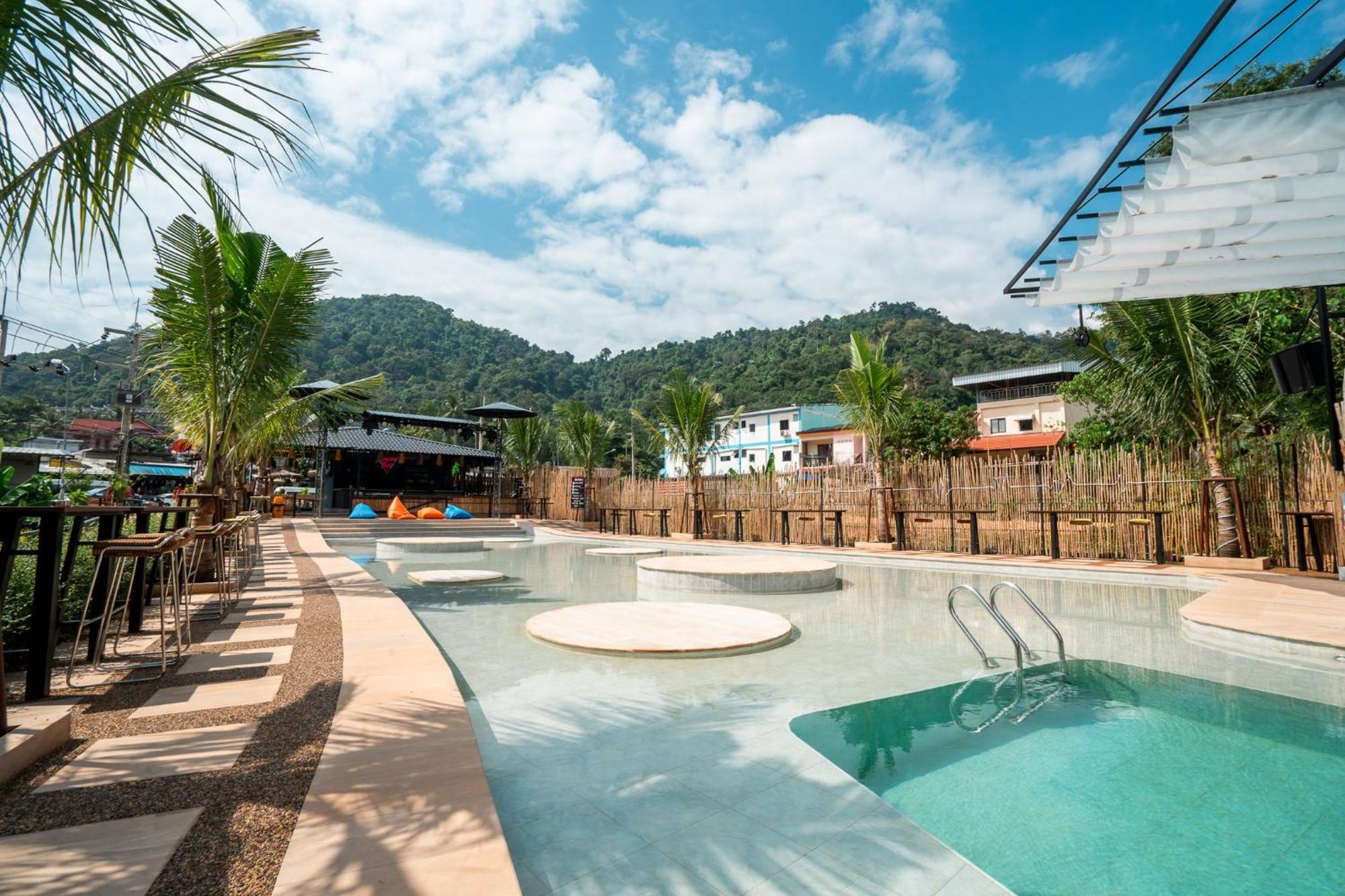 Summer Club And Hostel Ao Nang Dış mekan fotoğraf