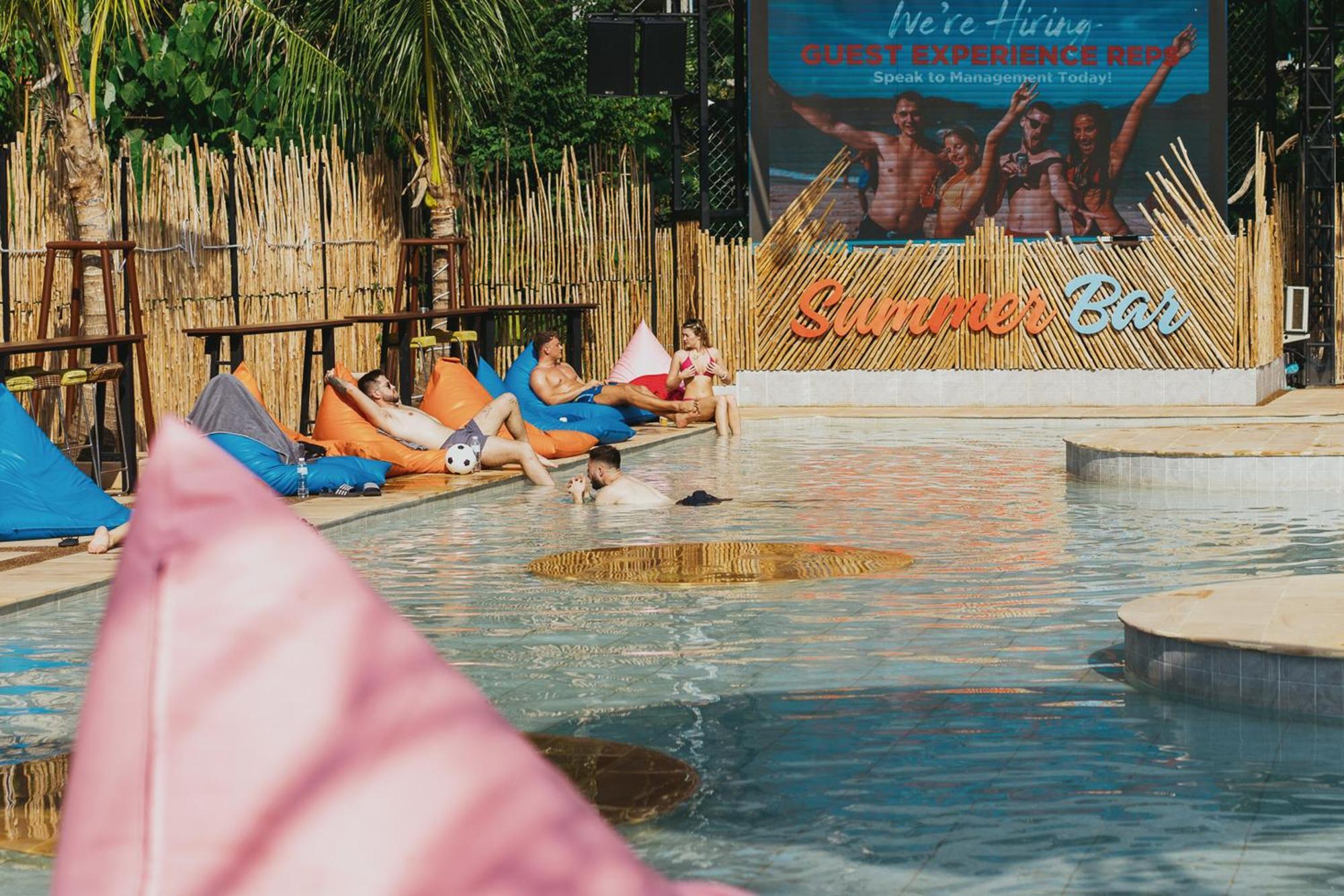 Summer Club And Hostel Ao Nang Dış mekan fotoğraf